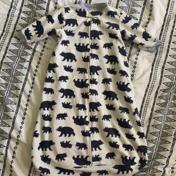 Carter’s Black Bear Fleece Size Medium Baby Sleep Sack - Picture 1 of 3
